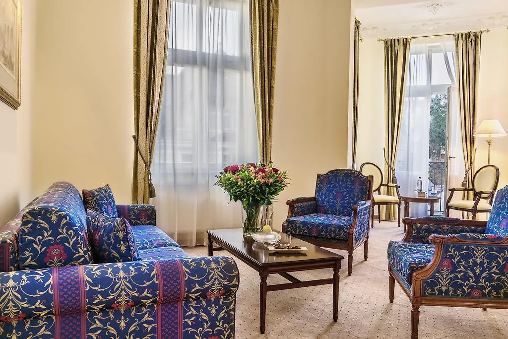 *****  Savoy Westend Hotel Karlovy Vary República Checa